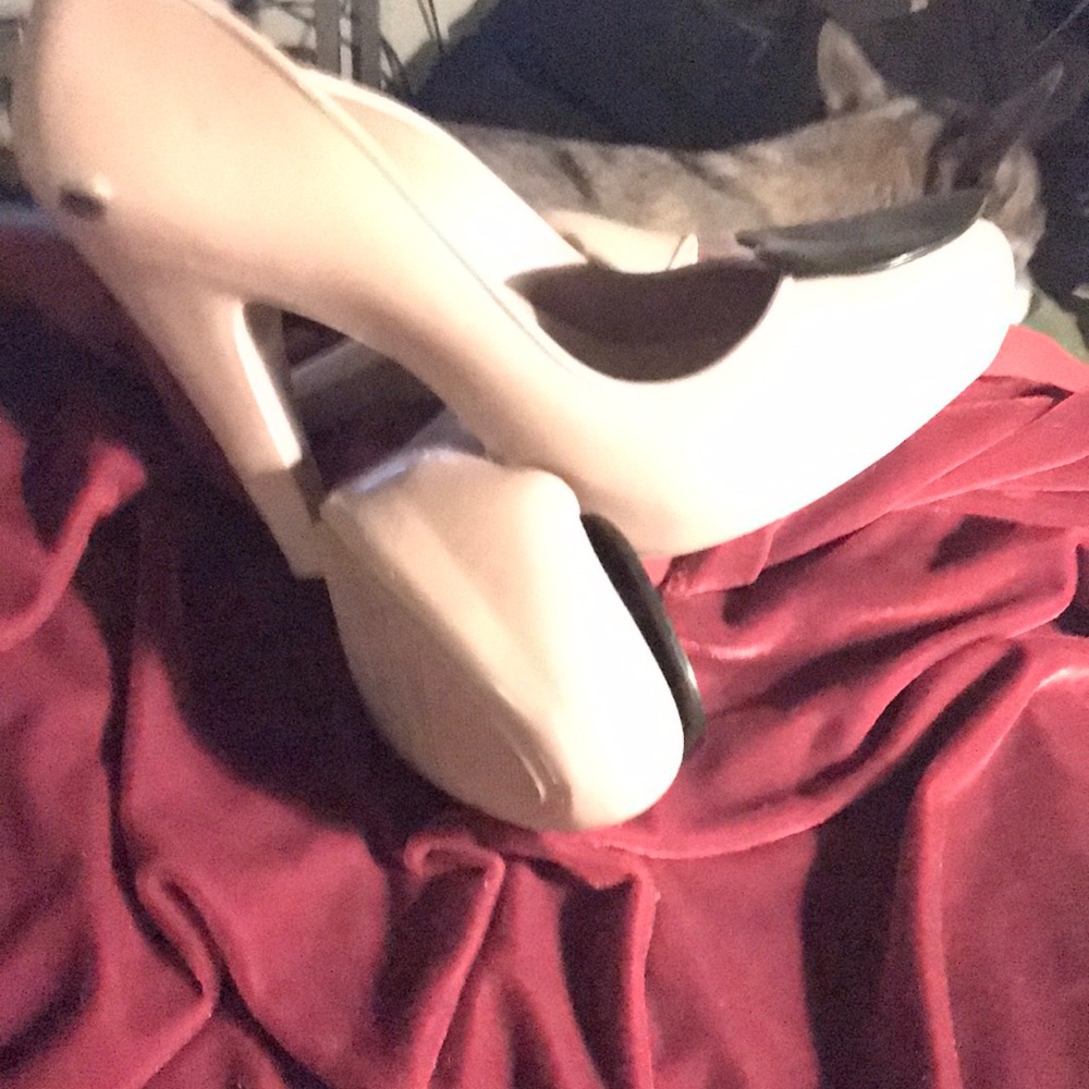 Melissa beige & black shoes